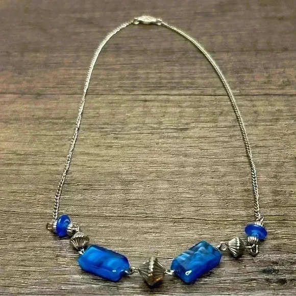 Vintage Art-deco Silver Tone and Blue Necklace - Picture 2 of 3
